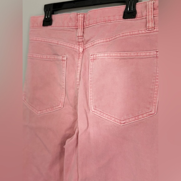 GAP Pink Denim Jeans size 4/27R 
Very good condition! 
So cute! - Picture 6 of 8